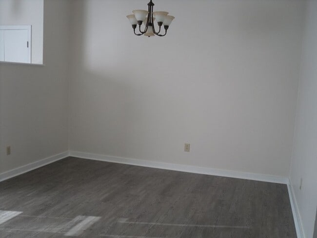 Building Photo - 31 Ohara Dr