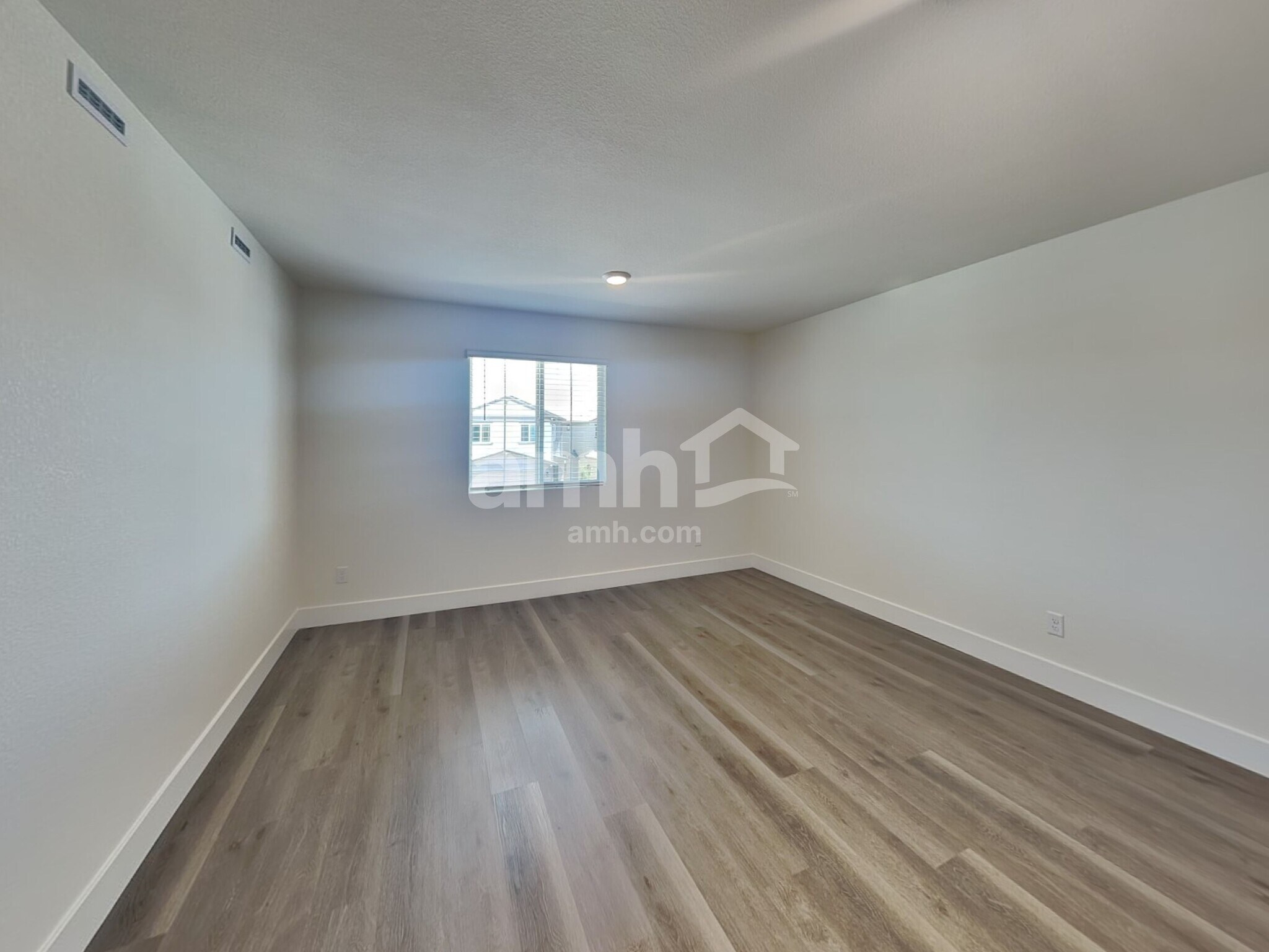 Building Photo - 10367 Bee Balm St