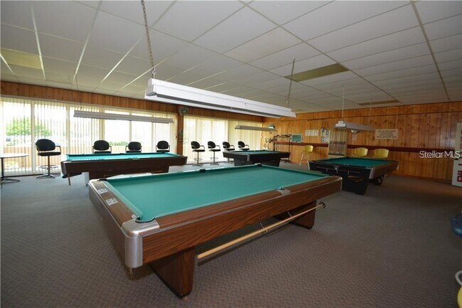 Building Photo - 7420 Bay Island Dr S