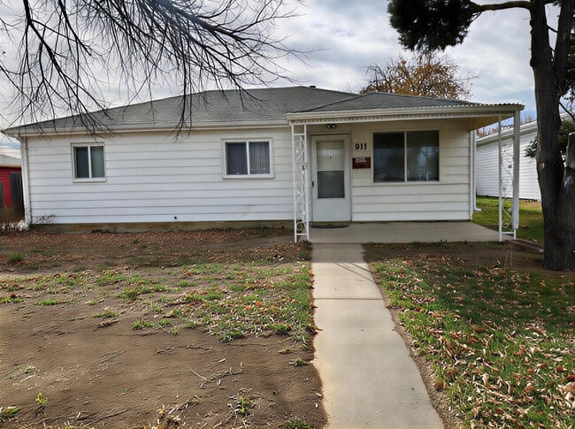 Building Photo - Spacious 4-Bed Home with Garage Near I-225 and Parks!