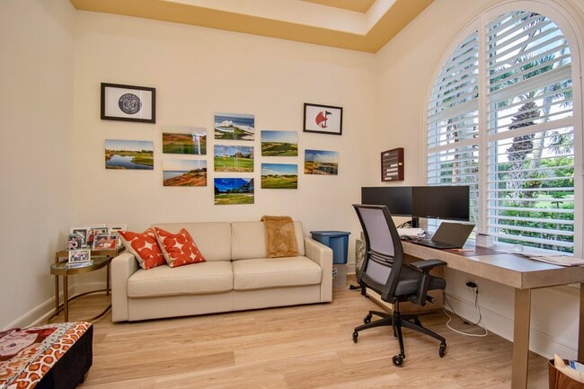 Building Photo - 7916 Montecito Pl