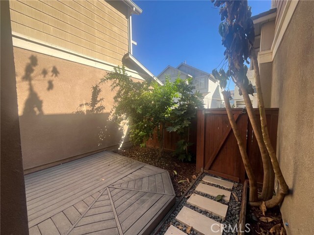 Building Photo - 43 Bluff Cove Dr