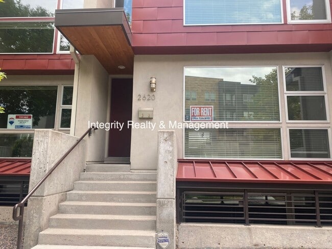 Building Photo - 2620 W Front View Cres Dr