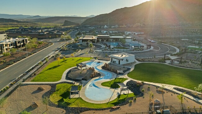 Building Photo - 1583 E Star Spgs Dr