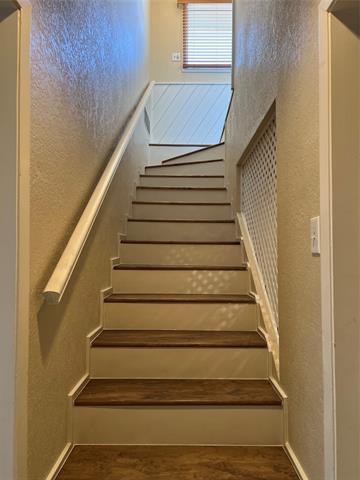 Building Photo - 3333 Sunrise Dr