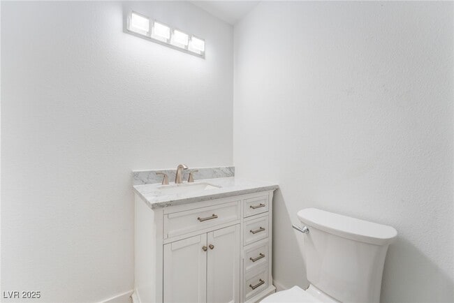 Building Photo - 1416 Cholla Way