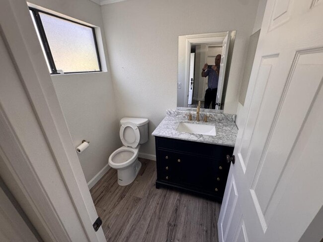 Building Photo - 4629 Villas Ct