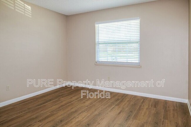 Building Photo - 2040 SE 40th Street Rd
