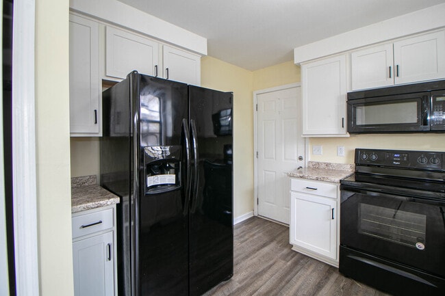 Building Photo - 329 Northridge Dr