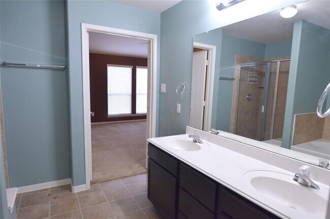 Building Photo - 9303 Daisy Cove Ln