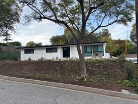 Building Photo - 19 Gaucho Dr