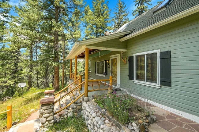 Building Photo - 6326 S Brook Forest Rd