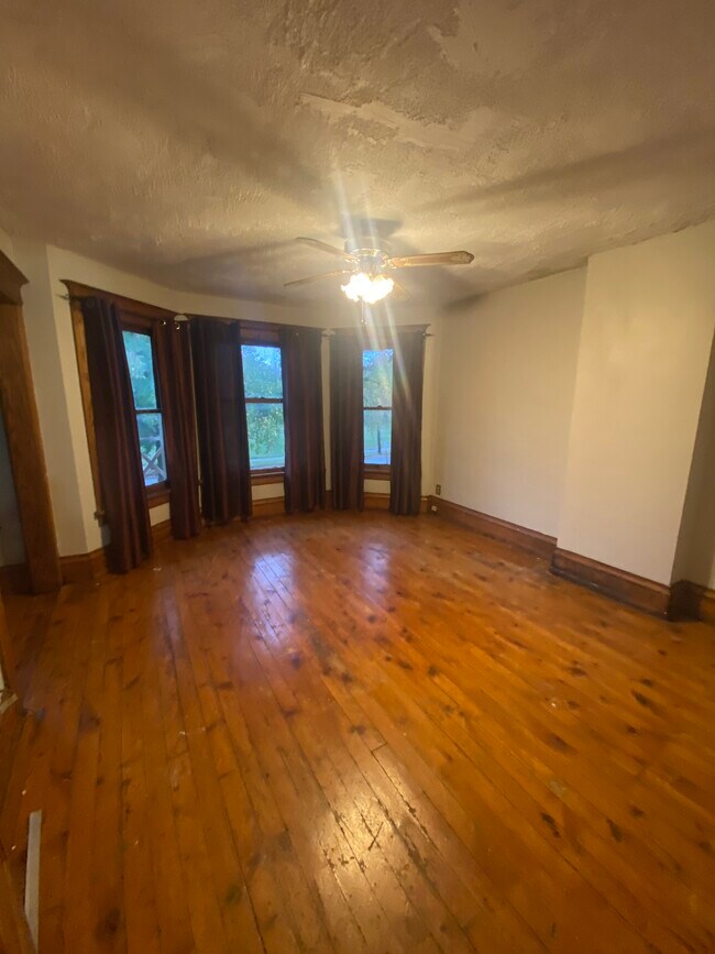 Building Photo - 2348 Fulton St