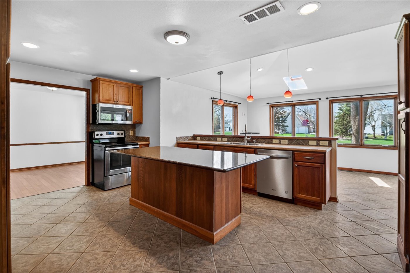 Building Photo - 1014 N Westfield Rd