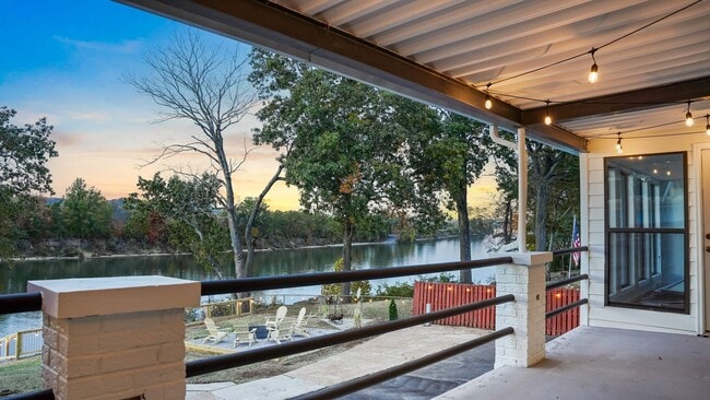 Building Photo - 6620 Upton Ln