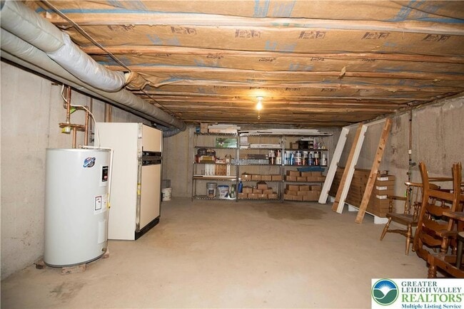 Building Photo - 1528 Wethersfield Dr