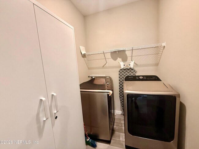 Building Photo - 9603 Lovage Ln