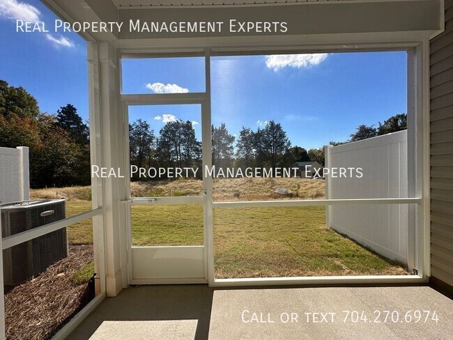 Building Photo - 13123 Cottage Crst Ln