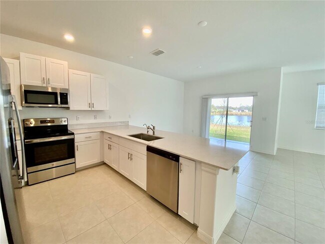 Building Photo - 6246 Shiner St