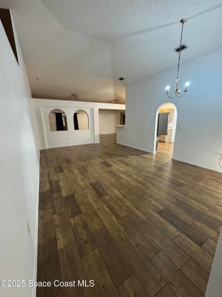 Building Photo - 1179 White Oak Cir