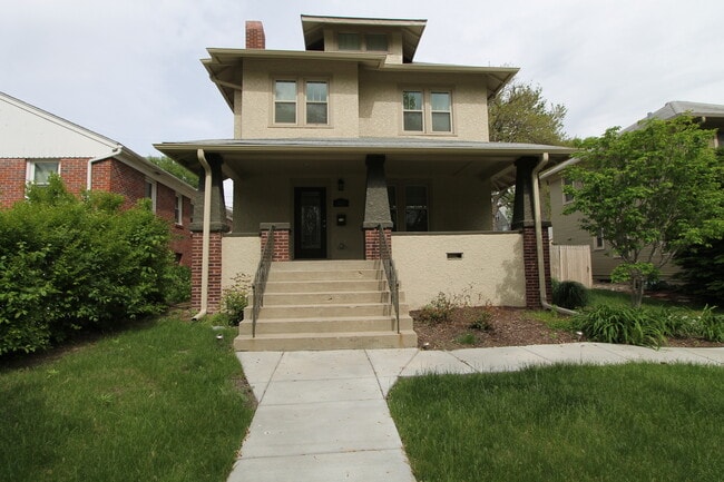 Building Photo - 307 S 50th St