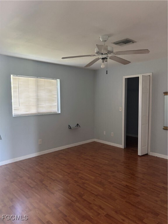 Building Photo - 3324 SW 11th Ct