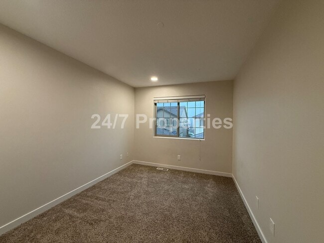 Building Photo - 3 BD I 2.5 BA - Villebois Community in Wilsonville