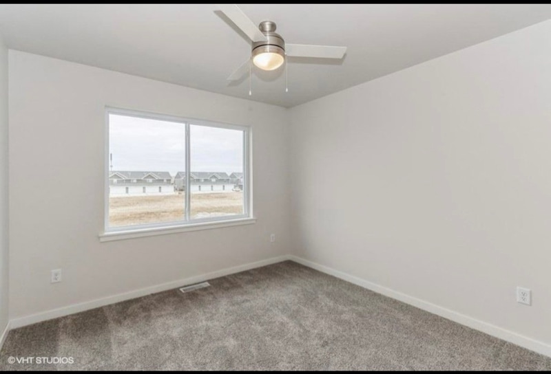 Building Photo - 2242 Denison Ave