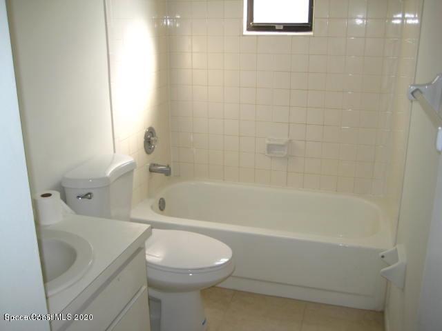 Building Photo - 319 Emerson Dr NW