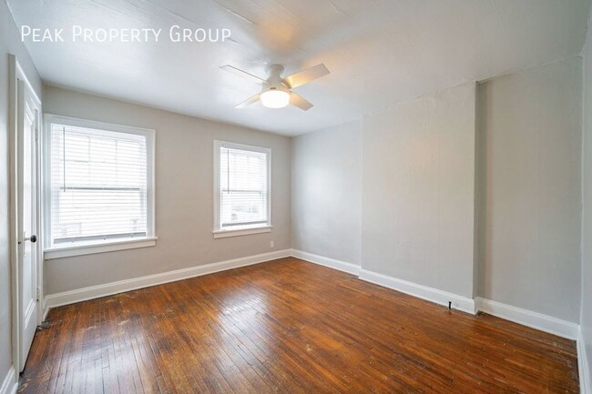 Building Photo - Available Now! Newly Renovated 2 Bedroom T...