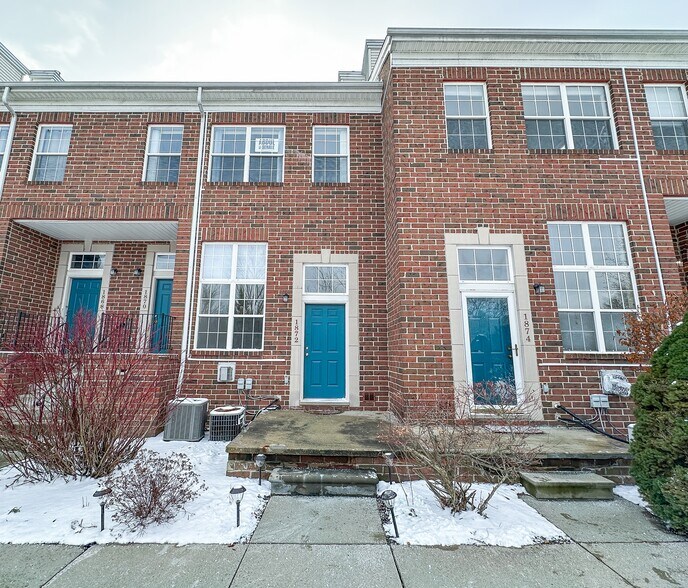 Building Photo - 1872 Lindsay Ln