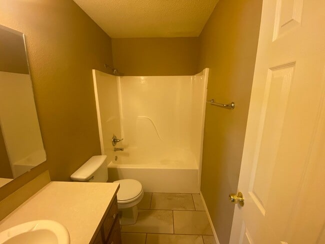 Building Photo - 2914 90th St