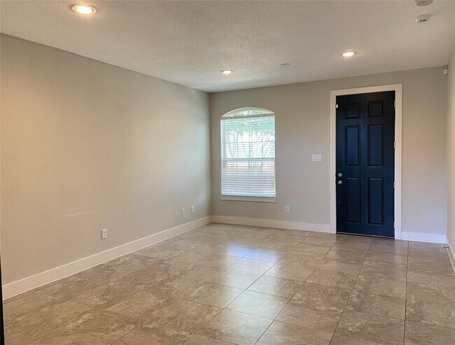 Building Photo - 13409 Preston Cliff Ct