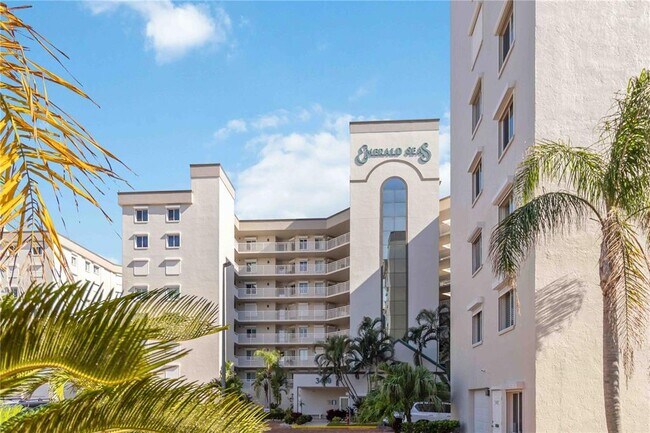 Building Photo - 3400 Ocean Beach Blvd