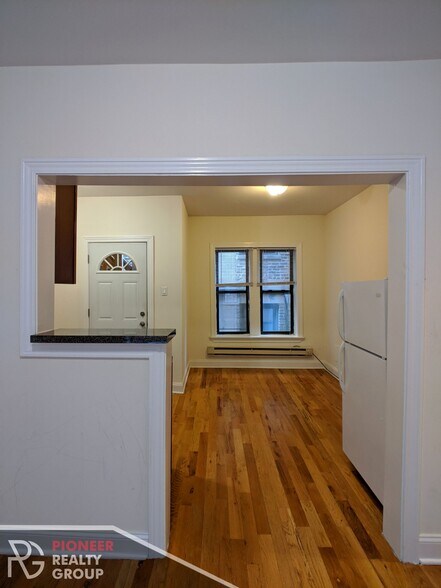 Building Photo - 3817 N Fremont St