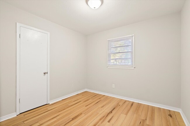 Building Photo - UPCOMING LISTING