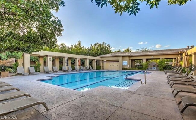 Building Photo - 5815 Field Breeze St