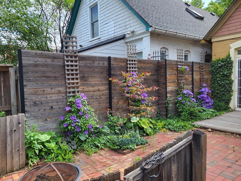 Terrace - 336 S Washington St