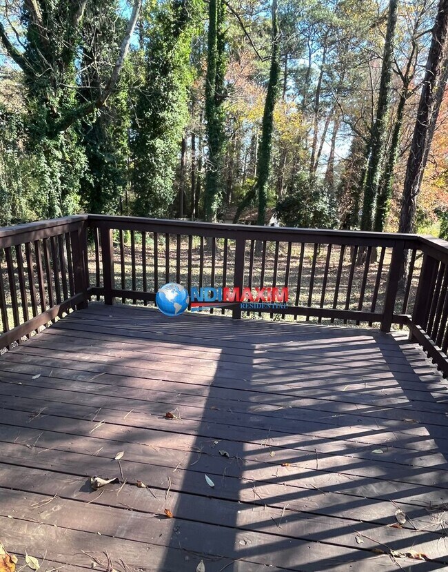 Building Photo - Beautiful ranch in GRAYSON cluster in Snellville