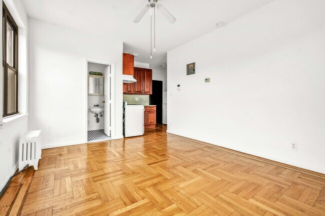 Building Photo - 44 West 9th Street