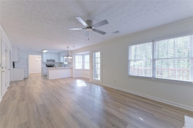 Building Photo - 2208 Heritage Trace Dr