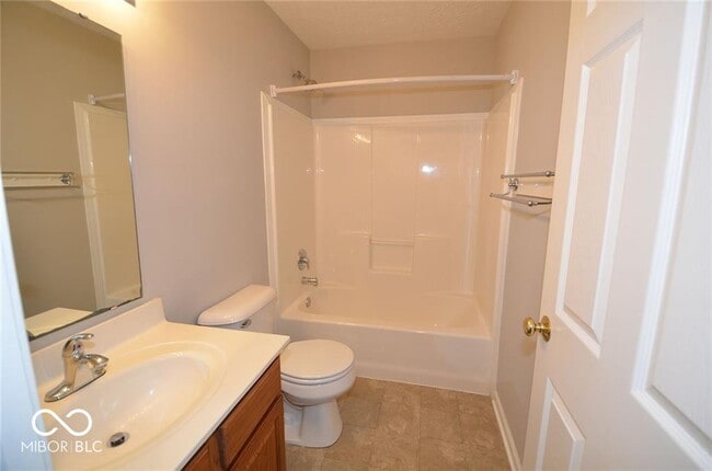 Building Photo - 11896 Esty Way
