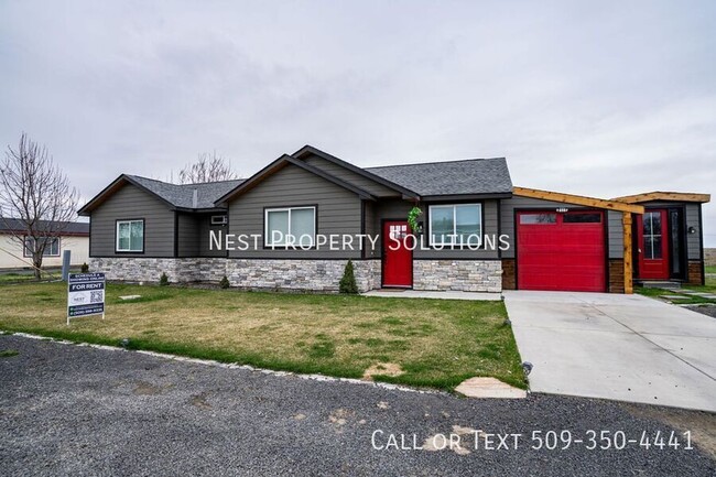 Primary Photo - 905 W 6th St