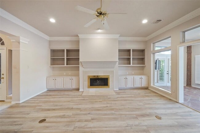 Building Photo - 39 Wild Meadow Ct