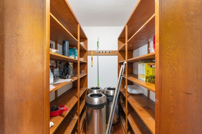 Building Photo - 2222 W University Ave