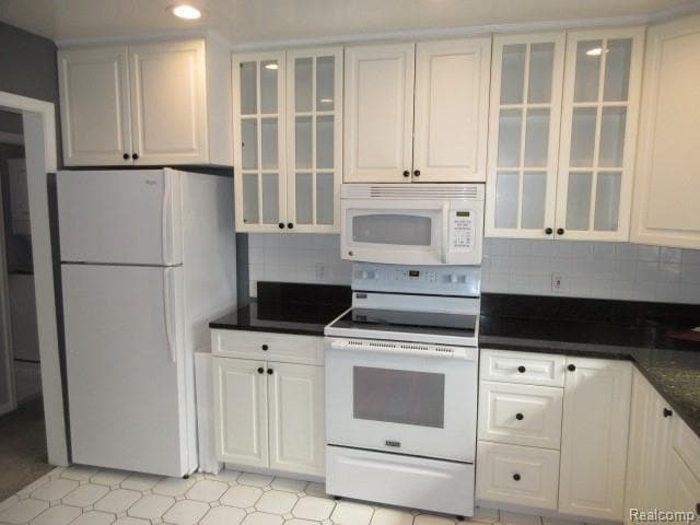 Building Photo - 322 Catalpa Dr