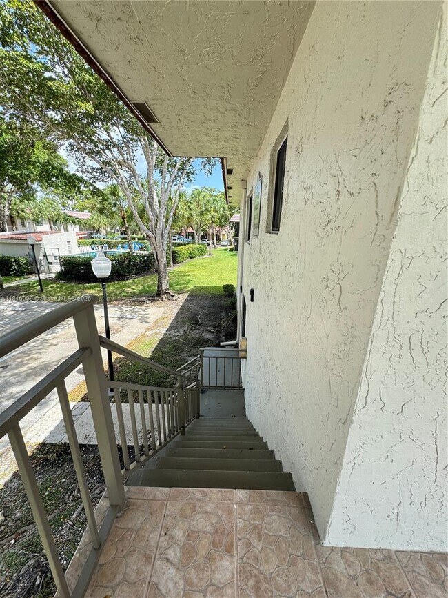 Building Photo - 16215 Saddle Club Rd