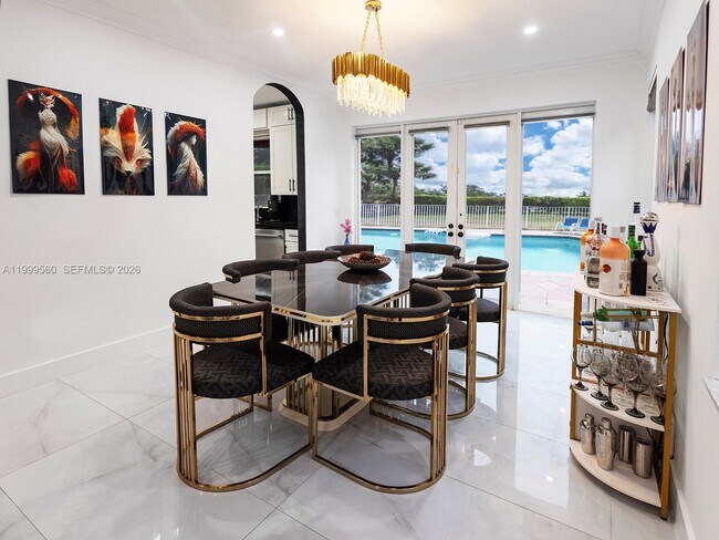 Building Photo - 4860 SW 161st Ln