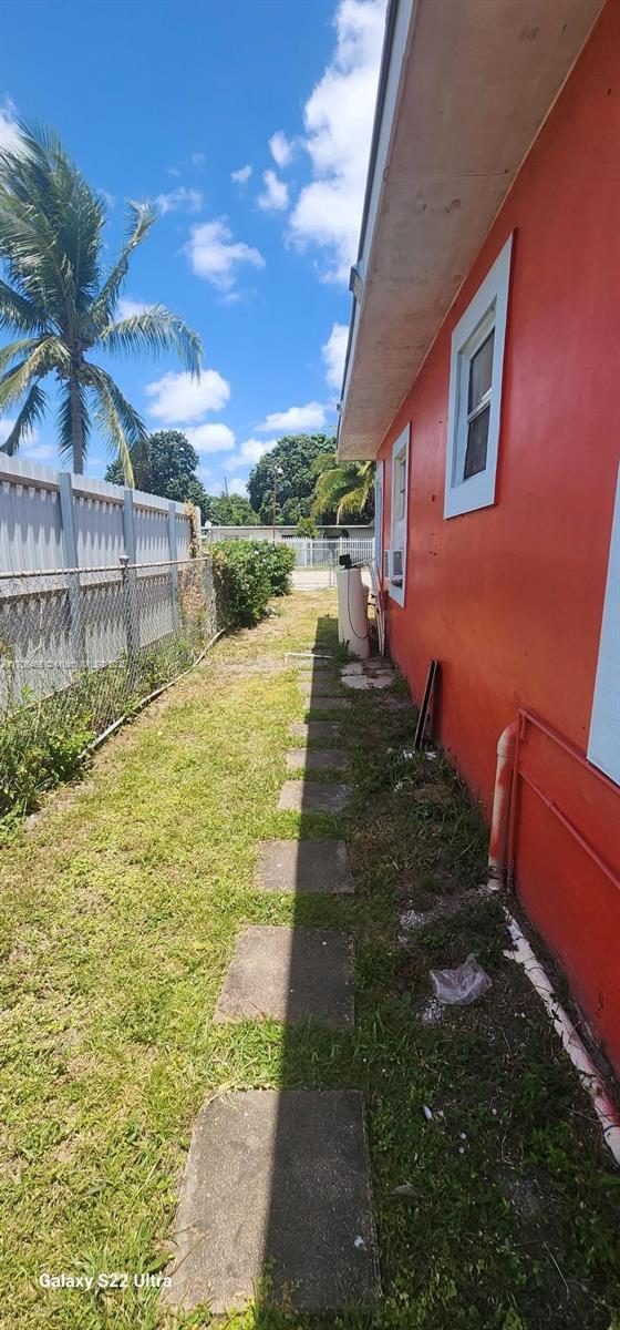 Building Photo - 15640 NW 159th St Rd