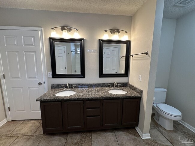 Building Photo - 1519 Oakleigh Ct